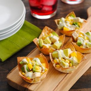 Chicken, Mango & Avocado Wonton Cups - a simple, colorful and flavorful finger food! | foxeslovelemons.com