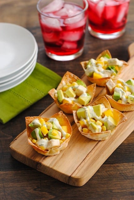 Chicken, Mango & Avocado Wonton Cups - a simple, colorful and flavorful finger food! | foxeslovelemons.com