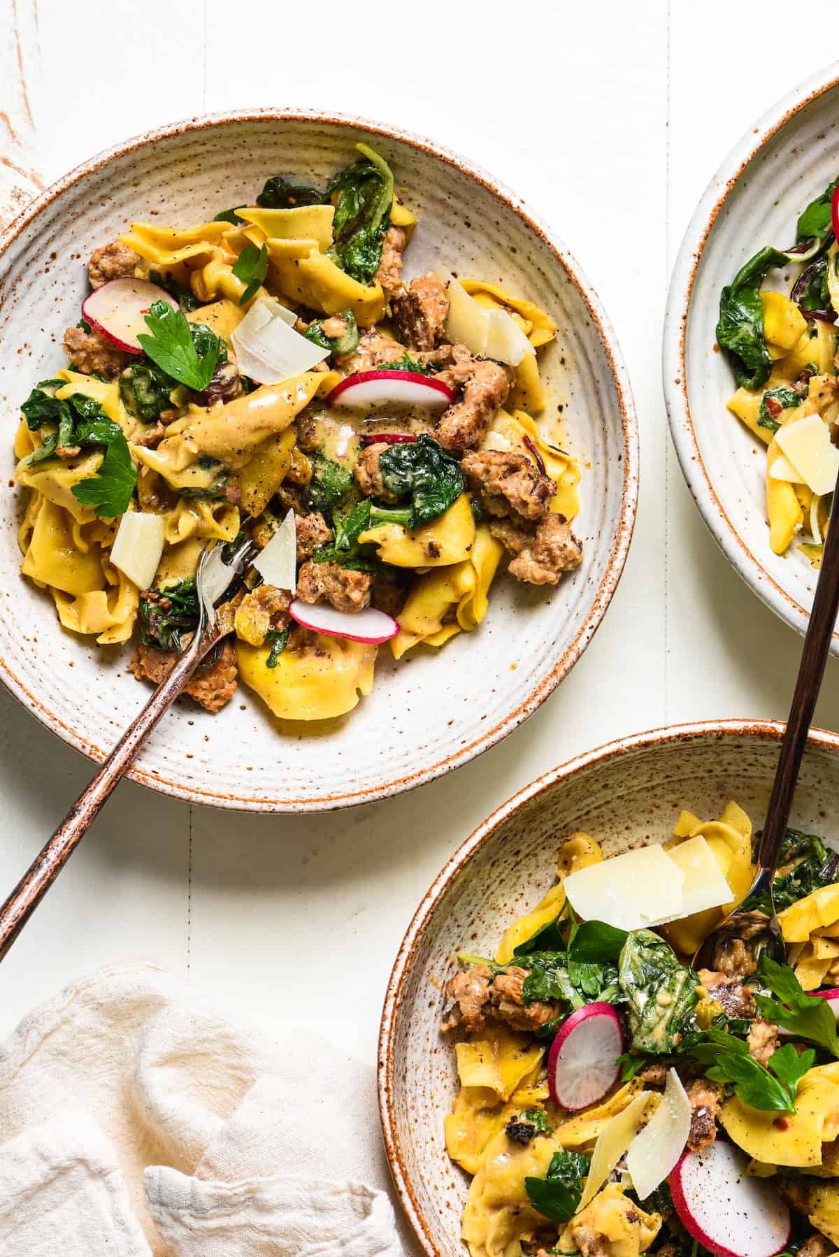 This One Pan Sausage & Tortellini can be on the table in minimal time with minimal dishes. It's a perfect balance of creamy, spicy and sweet, and there's tons of hidden veggies, too!  | foxeslovelemons.com