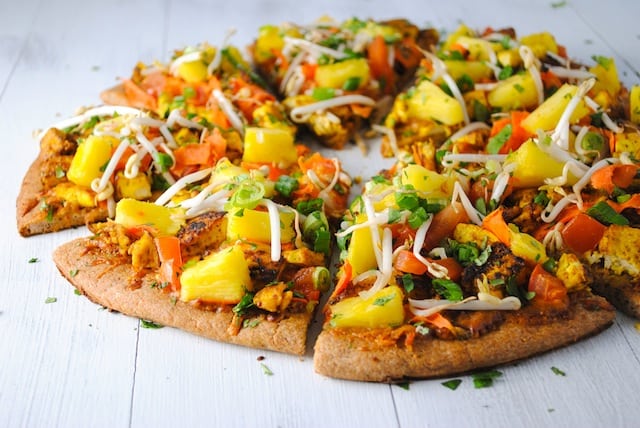 Thai Tofu Pizza with Spicy Peanut Sauce - A Pad Thai-inspired pizza! A colorful and healthy vegetarian meal. | foxeslovelemons.com